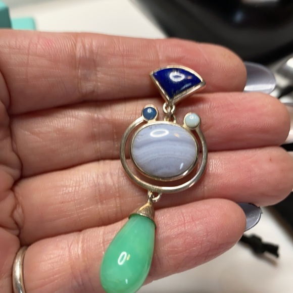 A Whitney Kelly Pendant Up for sale. - Picture 2 of 4